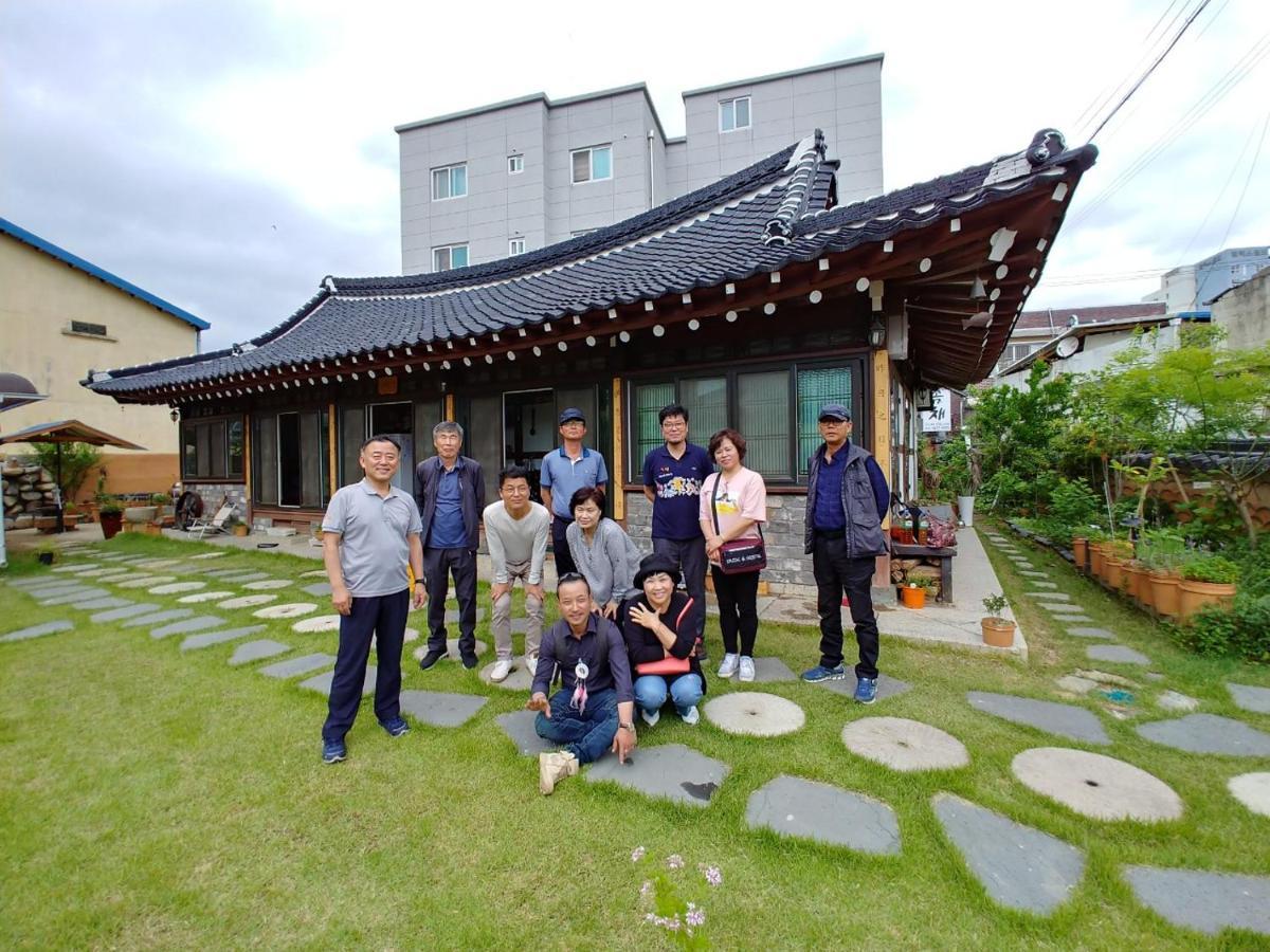 Dasomchae Hanok Stay Кванджу Экстерьер фото