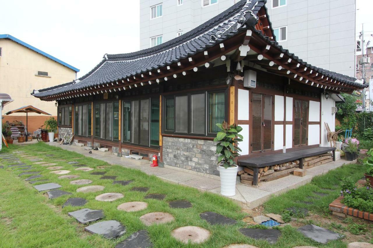 Dasomchae Hanok Stay Кванджу Экстерьер фото
